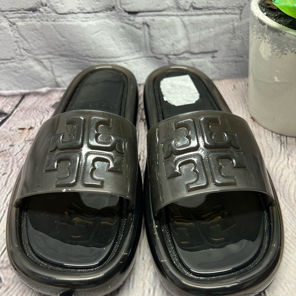 TORY BURCH Clear Bubble Jelly Flat Sandals Black - Picture 2 of 9